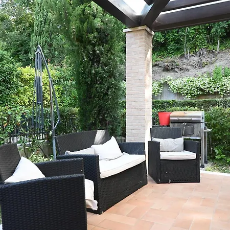 Se185 - Senigallia, Trilocale Ristrutturato Con Giardino